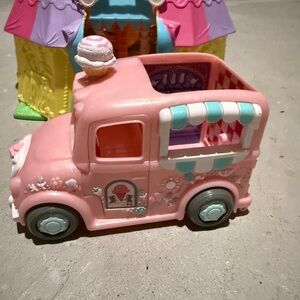 Mattel 2001 Sweet Streets Ice Cream Pink Truck